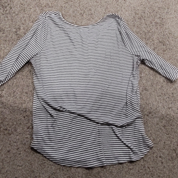 Old Navy Bundle Of 3 - Picture 3 of 9